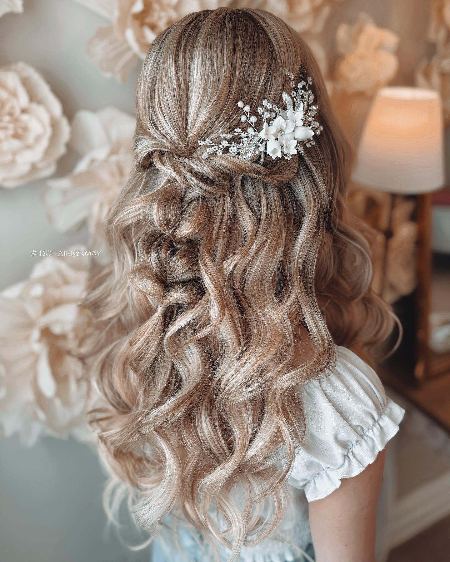 Half-Up Half-Down With Floral Accessory Half-Up Half-Down With Floral Accessory — Sweet 16 Hairstyles 2027