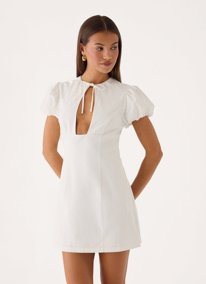 Pale Pink Midi Dress with Lace Trim and Ruffles for Romantic Getaways — Vacation Dresses 2027