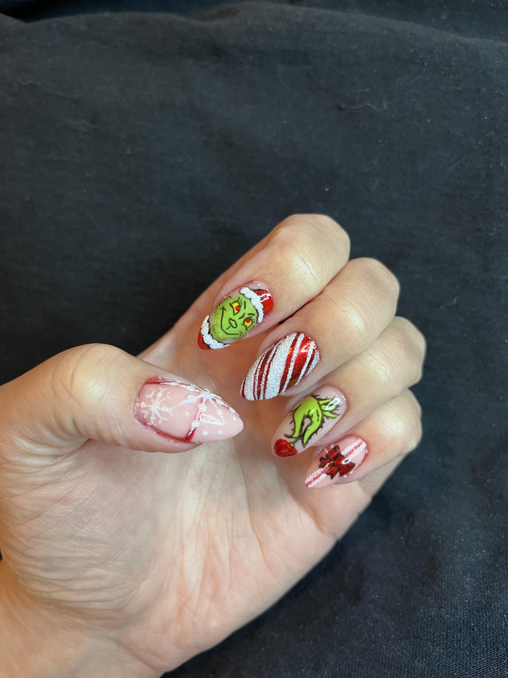 Christmas Holiday Visual Idea — Long Christmas Nails 2026
