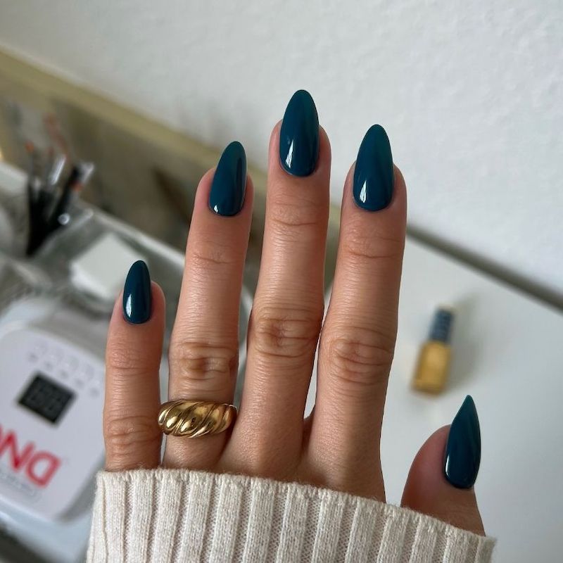 Uniform High Gloss Deep Teal Stiletto Nails — Teal Nails 2027