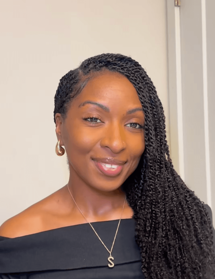 Voluminous Wavy Blowout with Red Highlights Voluminous Wavy Blowout with Red Highlights — Hairstyles 2027 for Black Women