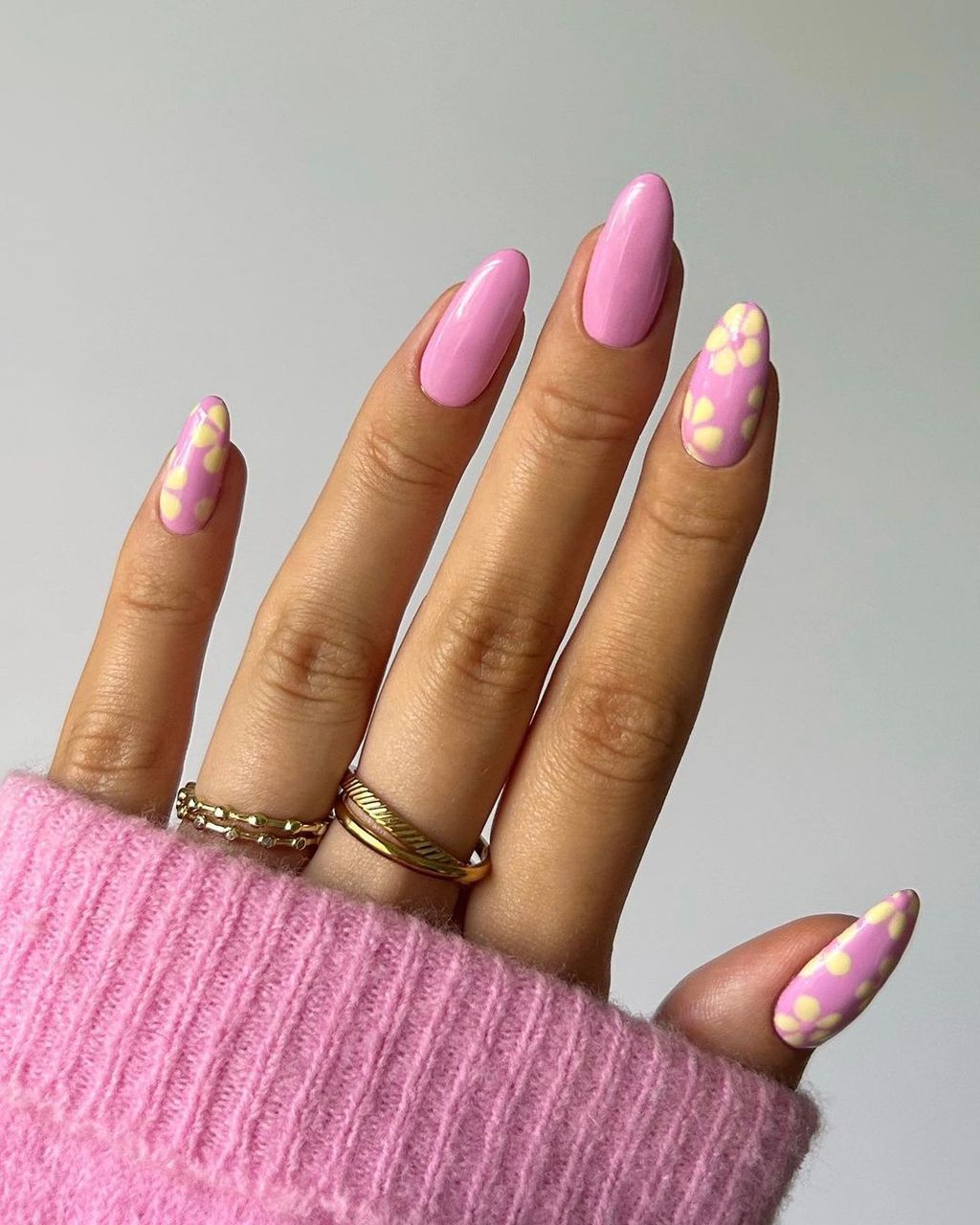 Bright Pink Cheerful Floral Ovals Bright Pink Cheerful Floral Ovals — Long Floral Nails 2027