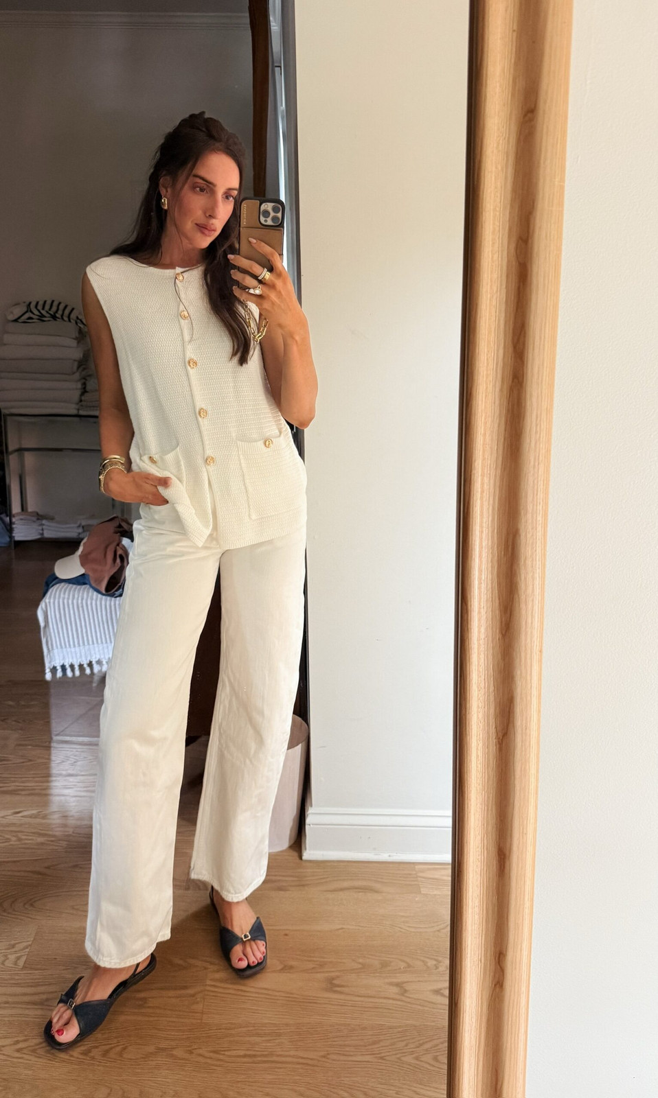 Textured Ivory Top and Wide-Leg Trousers for Elevated Comfort Textured Ivory Top and Wide-Leg Trousers for Elevated Comfort — Italian Restaurant Outfits 2027