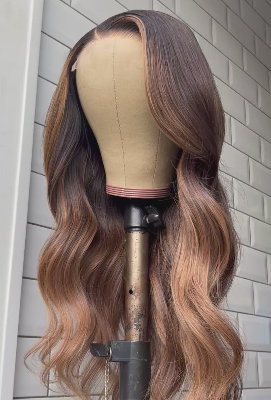 Wavy And Fine Visual Idea Wavy And Fine Visual Idea — Bronde Hair 2027