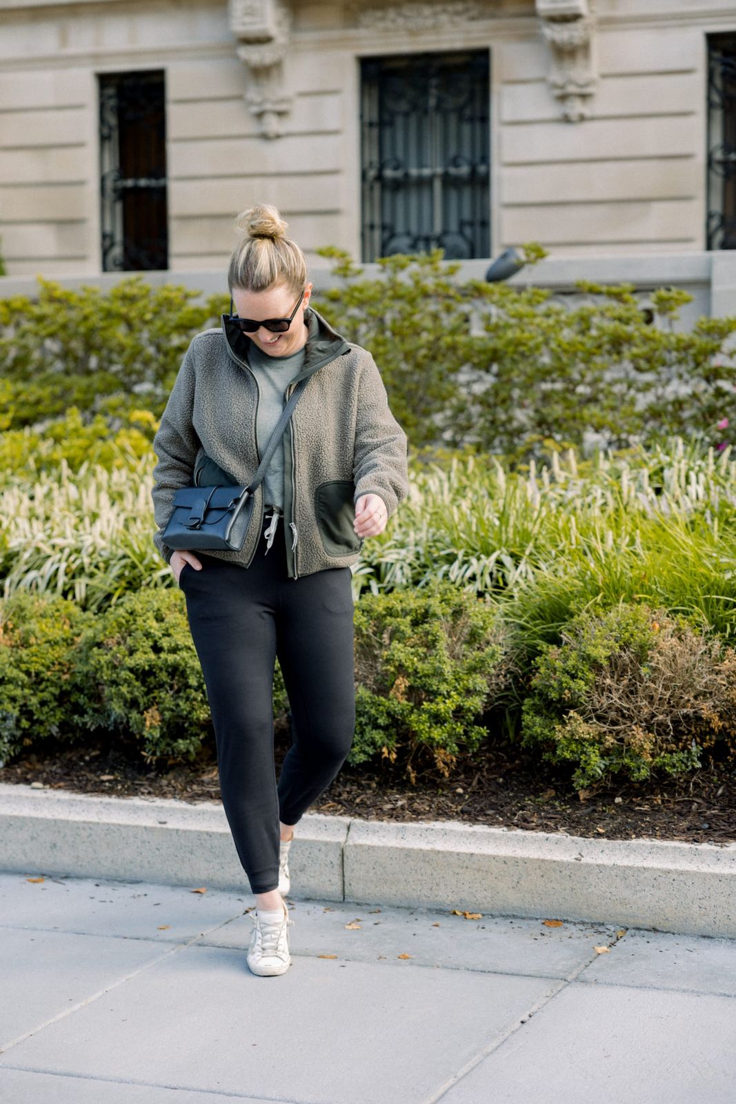 Grey Fleece Jacket Over Olive Tee and Black Joggers for Casual Gym Style — Streetwear Gym Outfits 2027