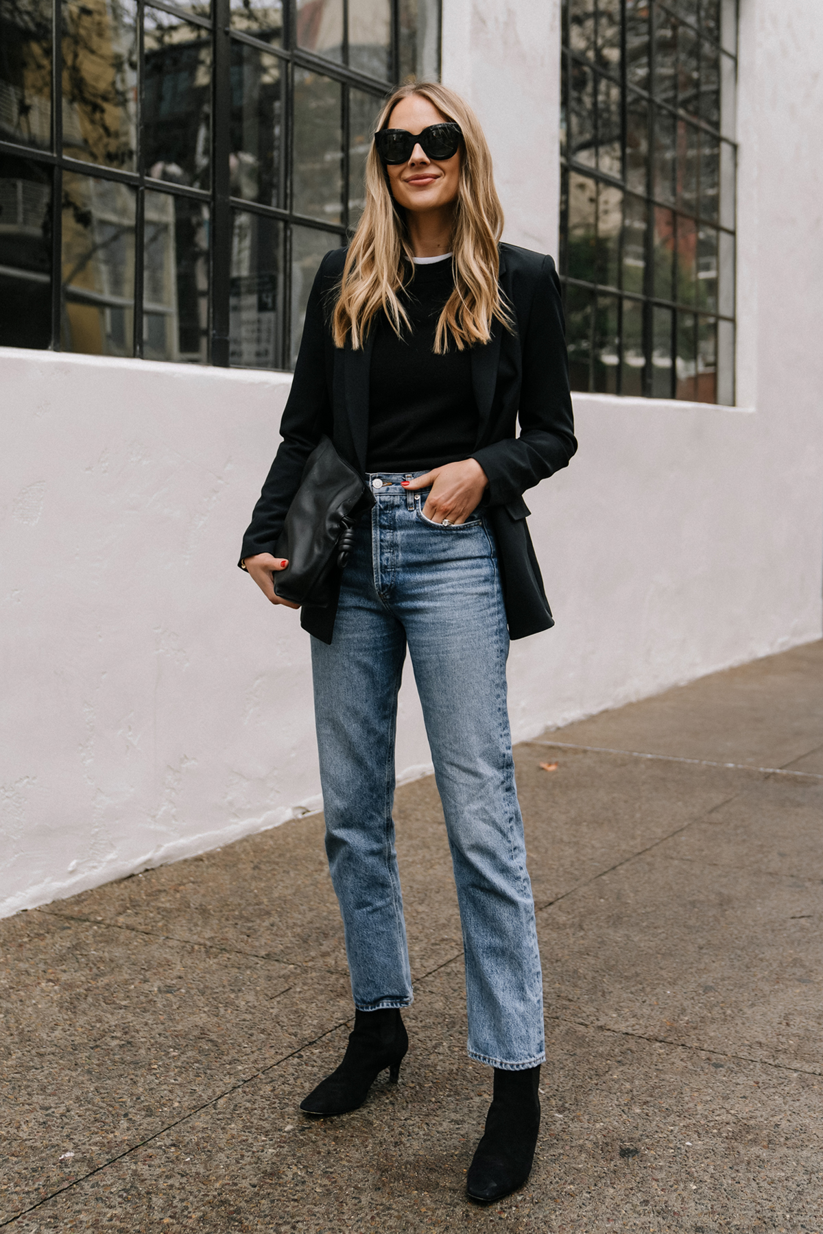 Monochromatic Black Blazer and Jeans Outfit Monochromatic Black Blazer and Jeans Outfit — Business Casual Outfits 2027