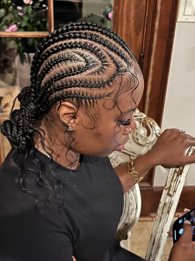 Mid-Back Intricate Braids with Loose Wavy Ends Mid-Back Intricate Braids with Loose Wavy Ends — Bora Bora Braids 2027