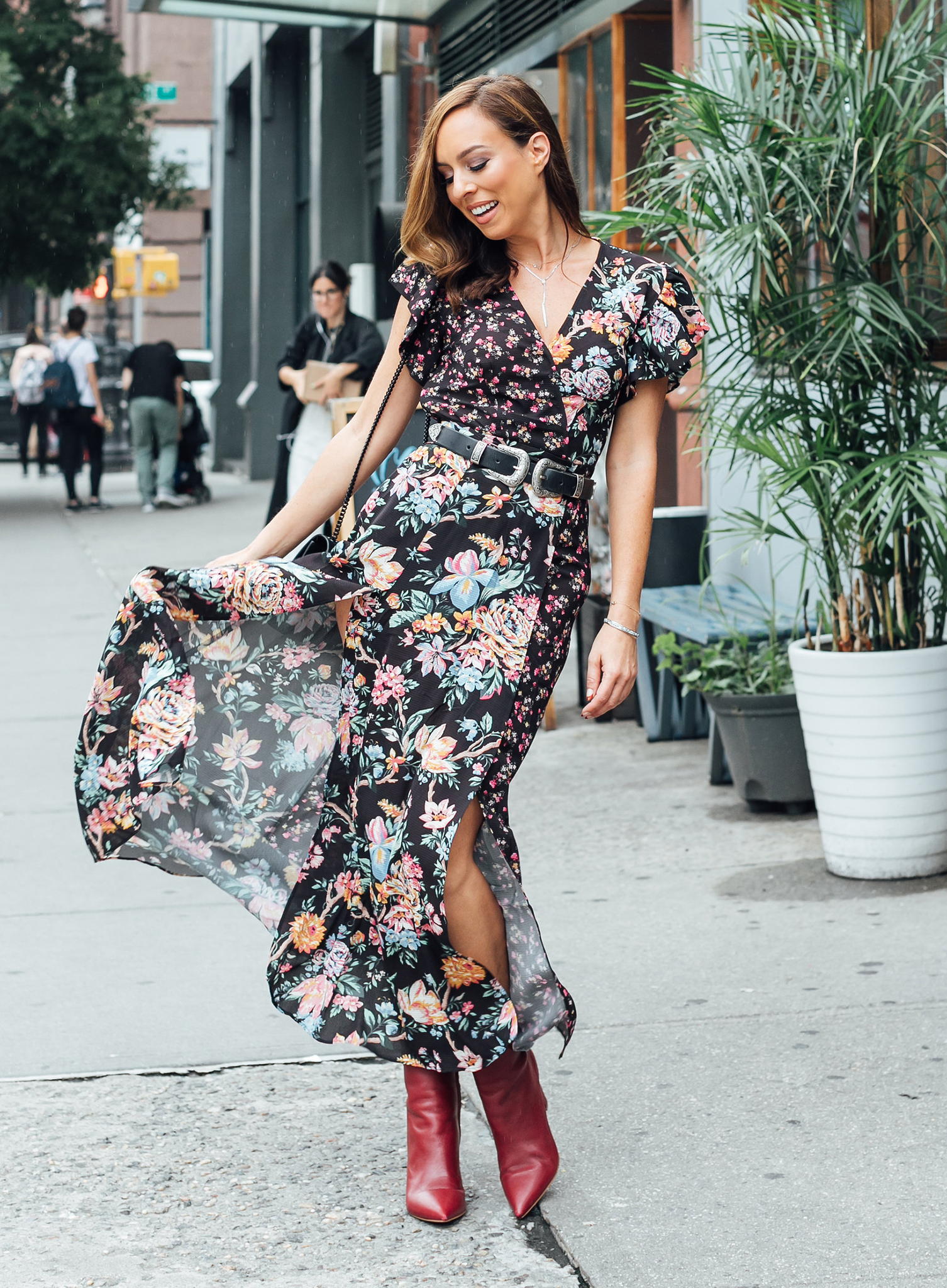 Floral Maxi Dress with Double Western Belts and Red Boots Floral Maxi Dress with Double Western Belts and Red Boots — Western Belt Outfits 2027