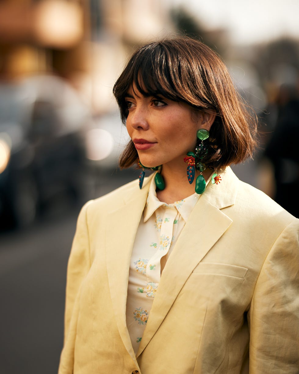 Chin Bob With Blunt Bangs Chin Bob With Blunt Bangs — Italy Hairstyles 2027