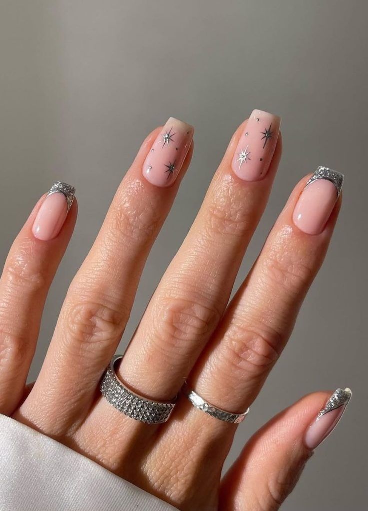 Glossy Visual Idea Glossy Visual Idea — Silver New Years Nails 2027