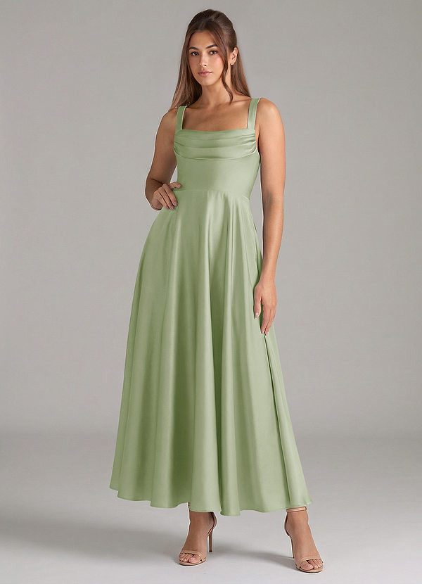 Satin Midi Dress for an Elegant Graduation Satin Midi Dress for an Elegant Graduation — Graduation Ceremony Outfits 2027