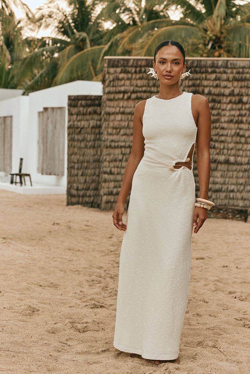 Destination Bachelorette: Textured Knit Maxi Dress Destination Bachelorette: Textured Knit Maxi Dress — Bride Bachelorette Outfits 2027