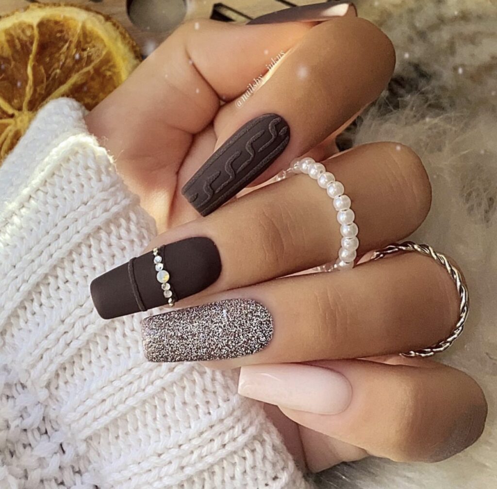 Matte Brown Cable Knit Glitter Nails Matte Brown Cable Knit Glitter Nails — Winter Coffin Nails 2027