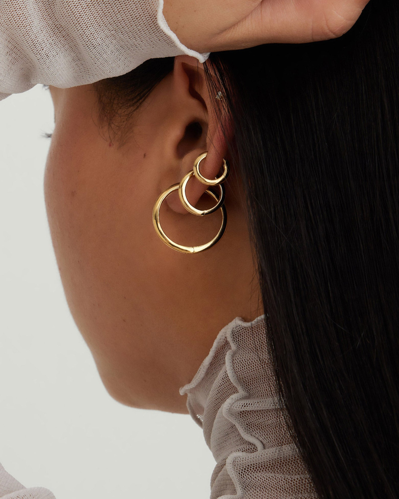 Stacked Hoops of Varying Sizes Stacked Hoops of Varying Sizes — Hoop Earrings 2027