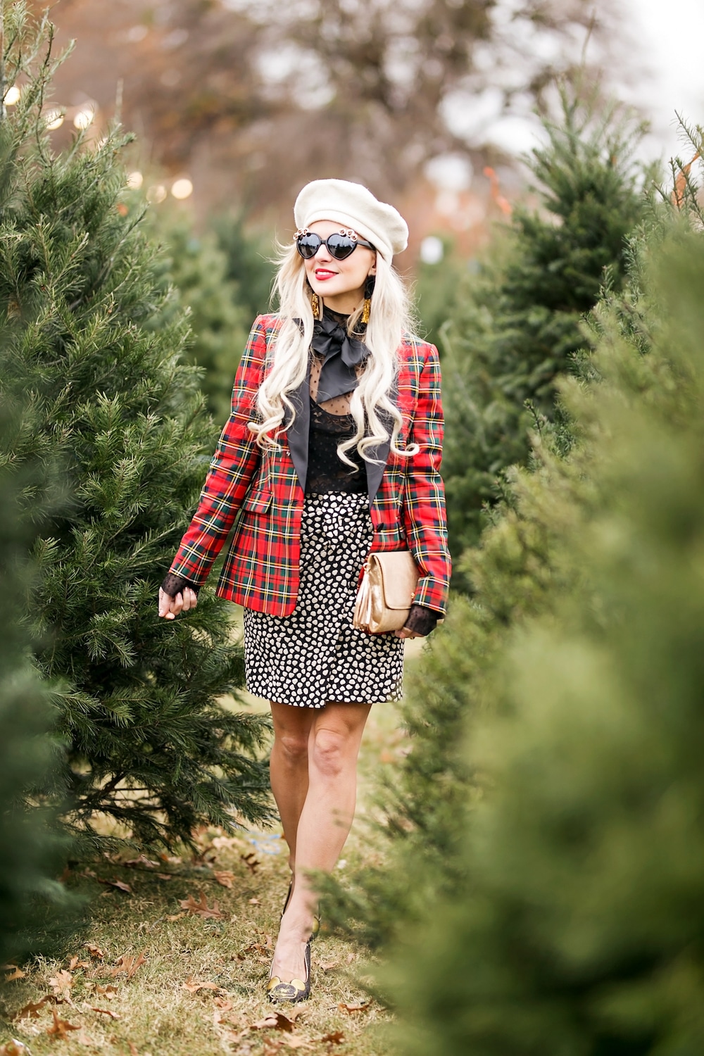 Red Plaid Blazer with Lace Top for Festive Christmas Events Red Plaid Blazer with Lace Top for Festive Christmas Events — Holiday Outfits 2026