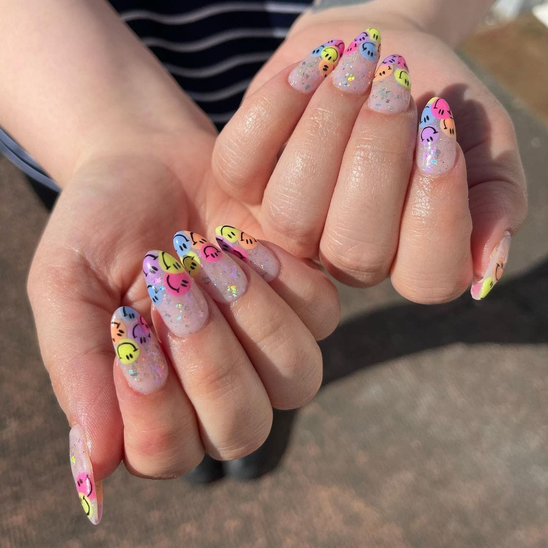 Salon Visual Idea Salon Visual Idea — Pink Smiley Face Nails 2027