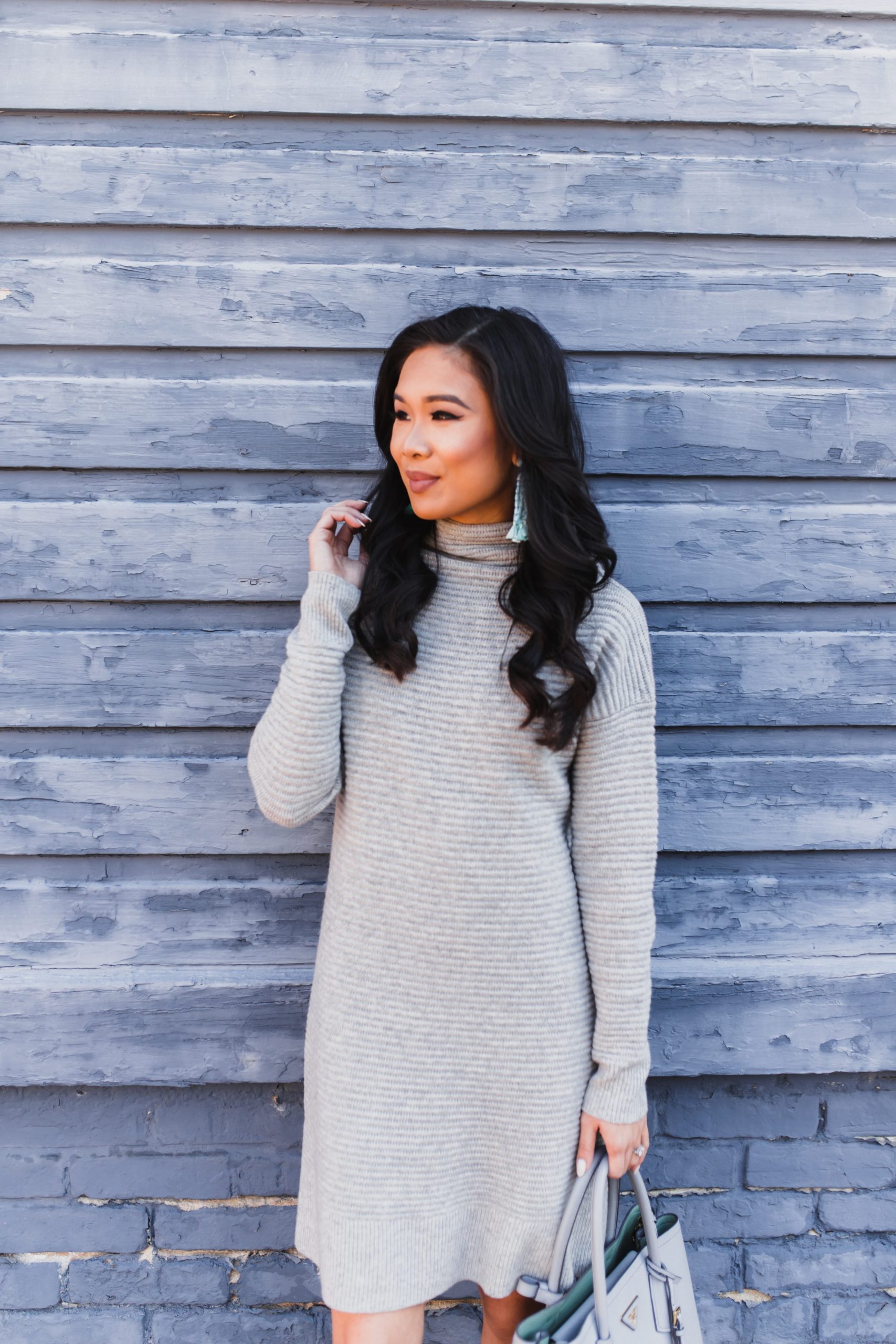 Grey Knit Midi Dress with Scarf and Black Heels Grey Knit Midi Dress with Scarf and Black Heels — Winter Grey Outfits 2027
