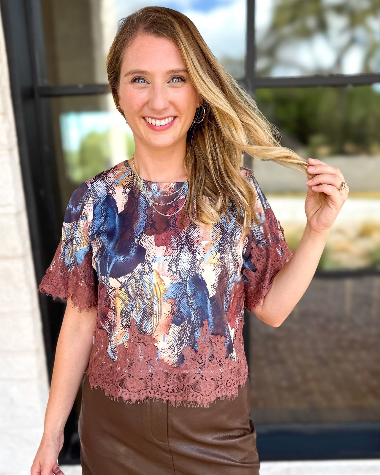 Brown Leather Trousers Outfit Idea Brown Leather Trousers Outfit Idea — Date Night Blouse Outfits 2027