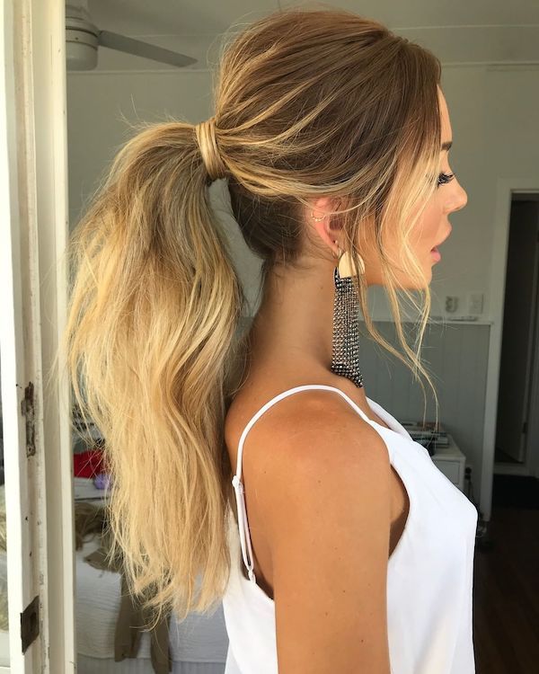 High Voluminous Blonde Ponytail High Voluminous Blonde Ponytail — Heatless Hairstyles 2027