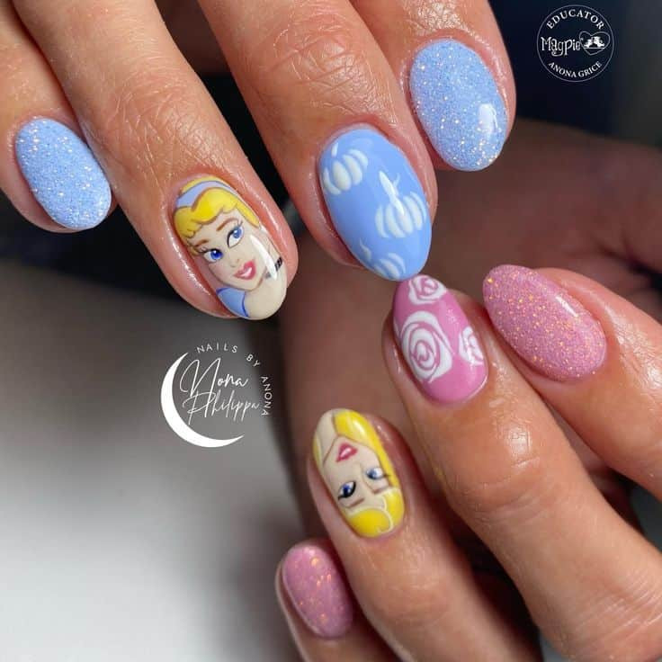 Cinderella Pumpkin Carriage Glitter Nails Cinderella Pumpkin Carriage Glitter Nails — Princess Disney Nails 2027