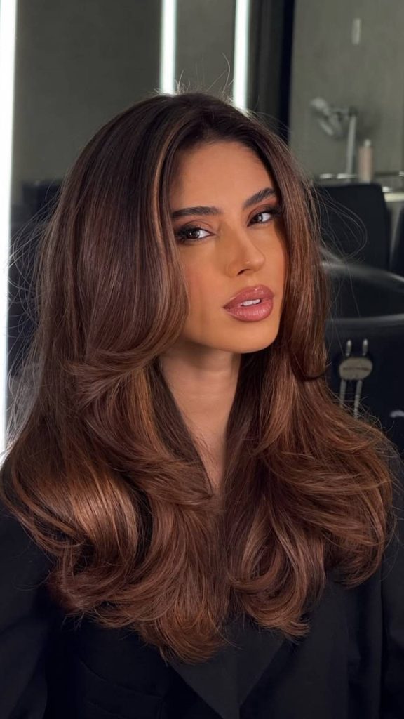 Soft Wavy Collarbone Brunette Blowout — Burnished Brunette 2027