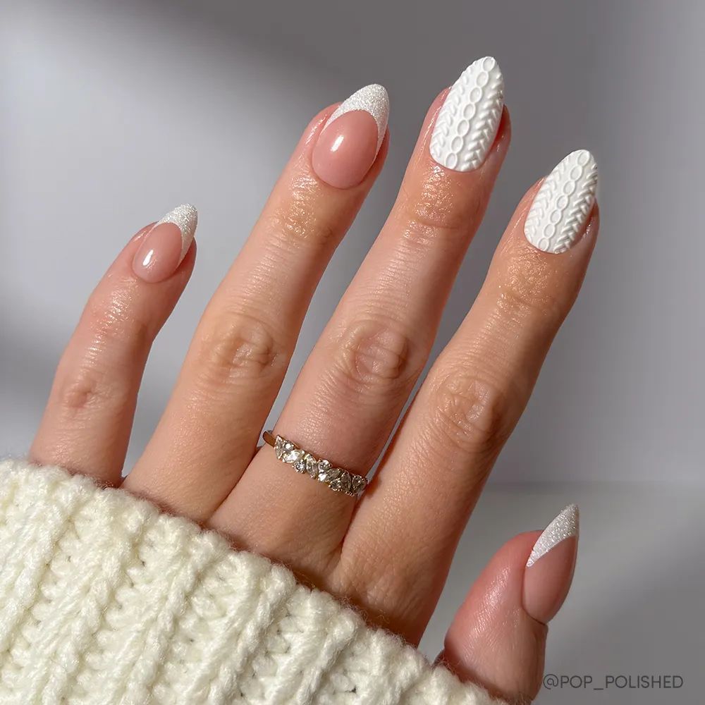 Visual Idea — Christmas Sweater Nails 2026