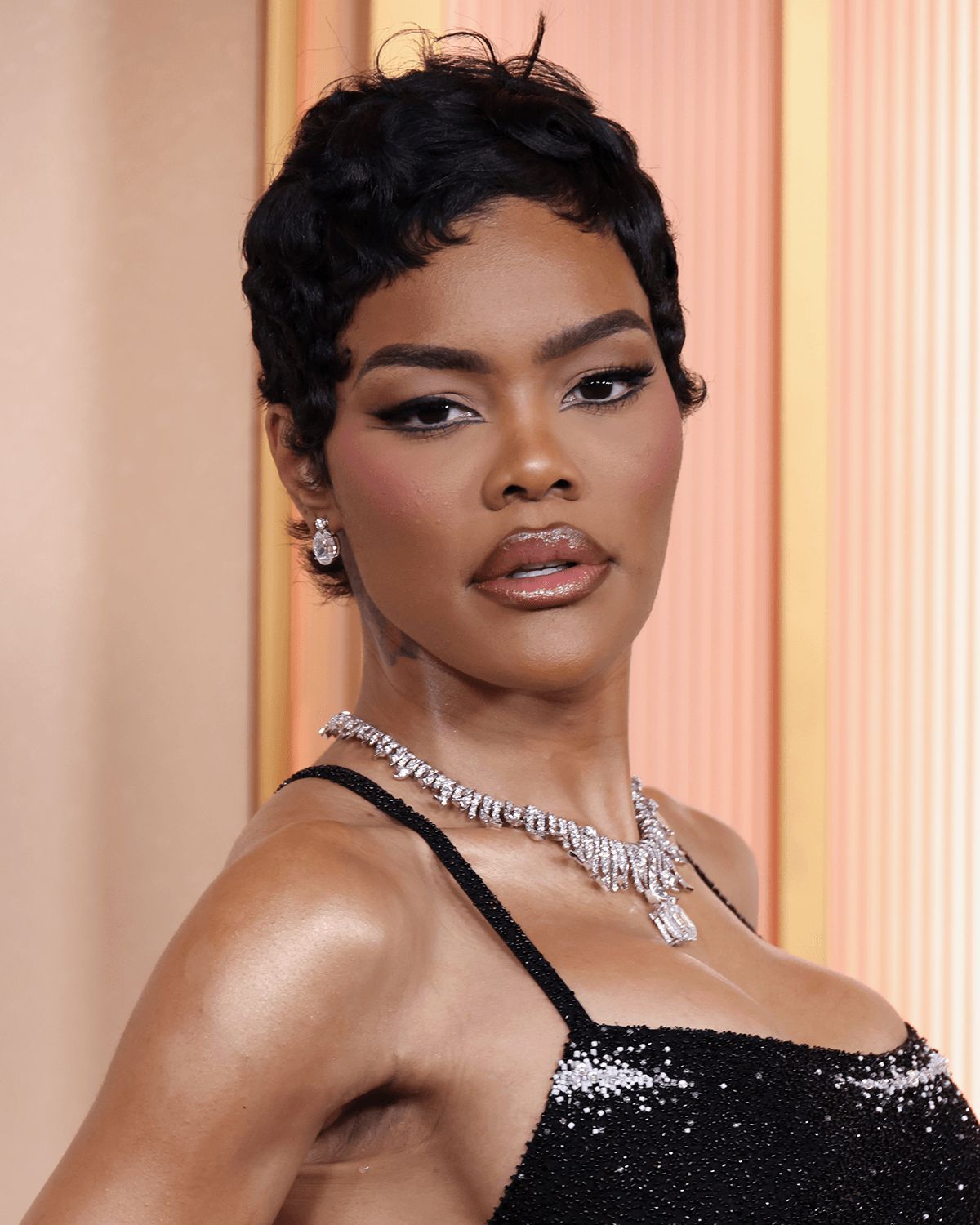 Black Visual Idea Black Visual Idea — Pixie Cut 2027 for Round Face