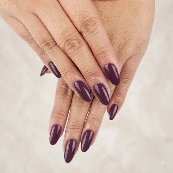 Reflective Rose Gold Chrome Stilettos Reflective Rose Gold Chrome Stilettos — Date Night Nails 2027
