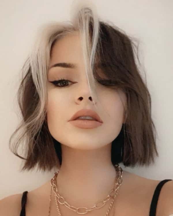 Chin Bob With Chunky Blonde Money Piece — Chunky Highlights Bob 2027