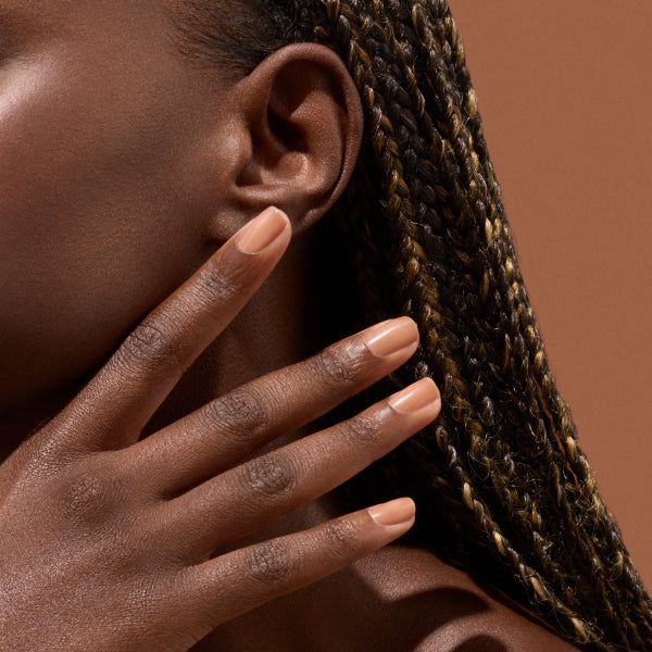 What nail polish colours work best on dark skin?