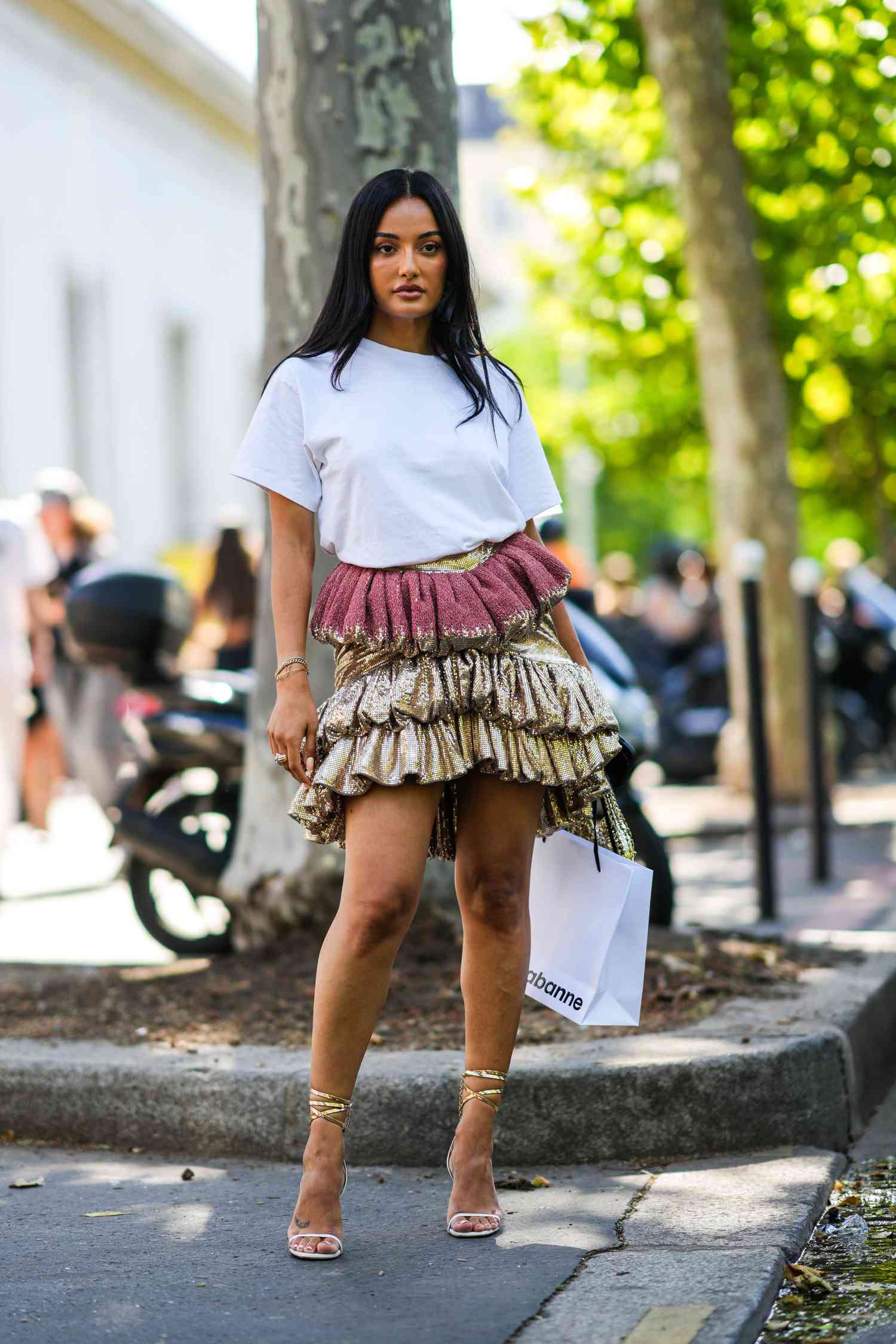 Metallic Ruffled Skirt and T-shirt: Playful Sparkle for a Spring Date Metallic Ruffled Skirt and T-shirt: Playful Sparkle for a Spring Date — Spring First Date Outfits 2027