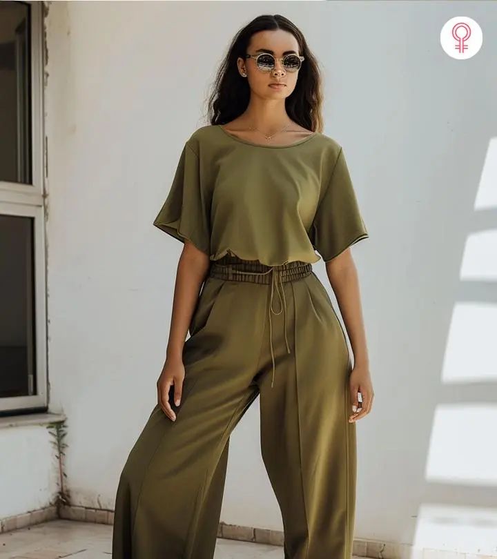 Relaxed Daytime Ensemble with Olive Green Trousers Relaxed Daytime Ensemble with Olive Green Trousers — Moss Green Outfits 2027