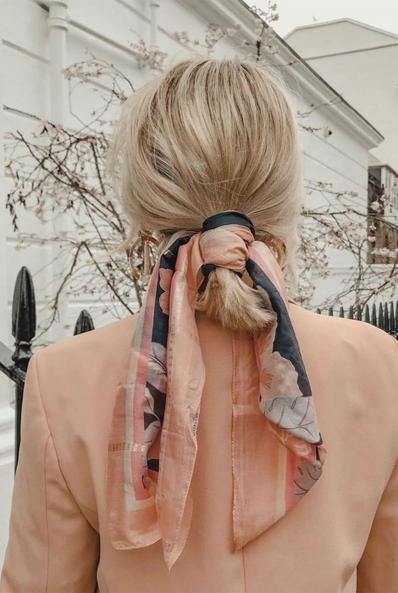 Collarbone Ponytail With Floral Scarf Collarbone Ponytail With Floral Scarf — Scarf Hairstyles 2027