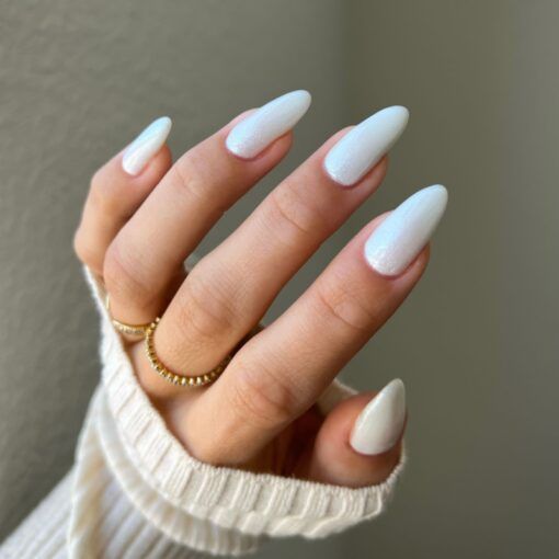Shimmer Glossy Visual Idea — Icy Nails 2027