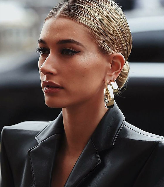 Glass Like Shine Blonde Bun Glass Like Shine Blonde Bun — Slicked Back Bun 2027