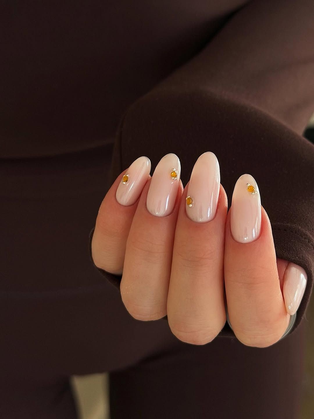 Milky Pink Gold Stud Oval Nails Milky Pink Gold Stud Oval Nails — Spring Acrylic Nails 2027