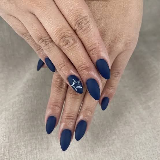 White Star Logo On Accent Nail Matte Navy Blue Star Logo White Star Logo On Accent Nail Matte Navy Blue Star Logo — Cheer Nails Team Colors 2027