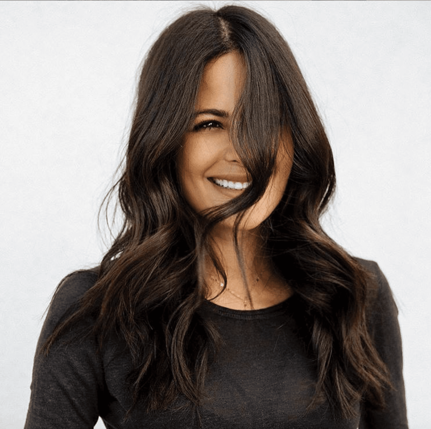 Visual Idea — This Image Features A Woman With Thick Visual Idea — This Image Features A Woman With Thick — Warm Brown Hair 2027