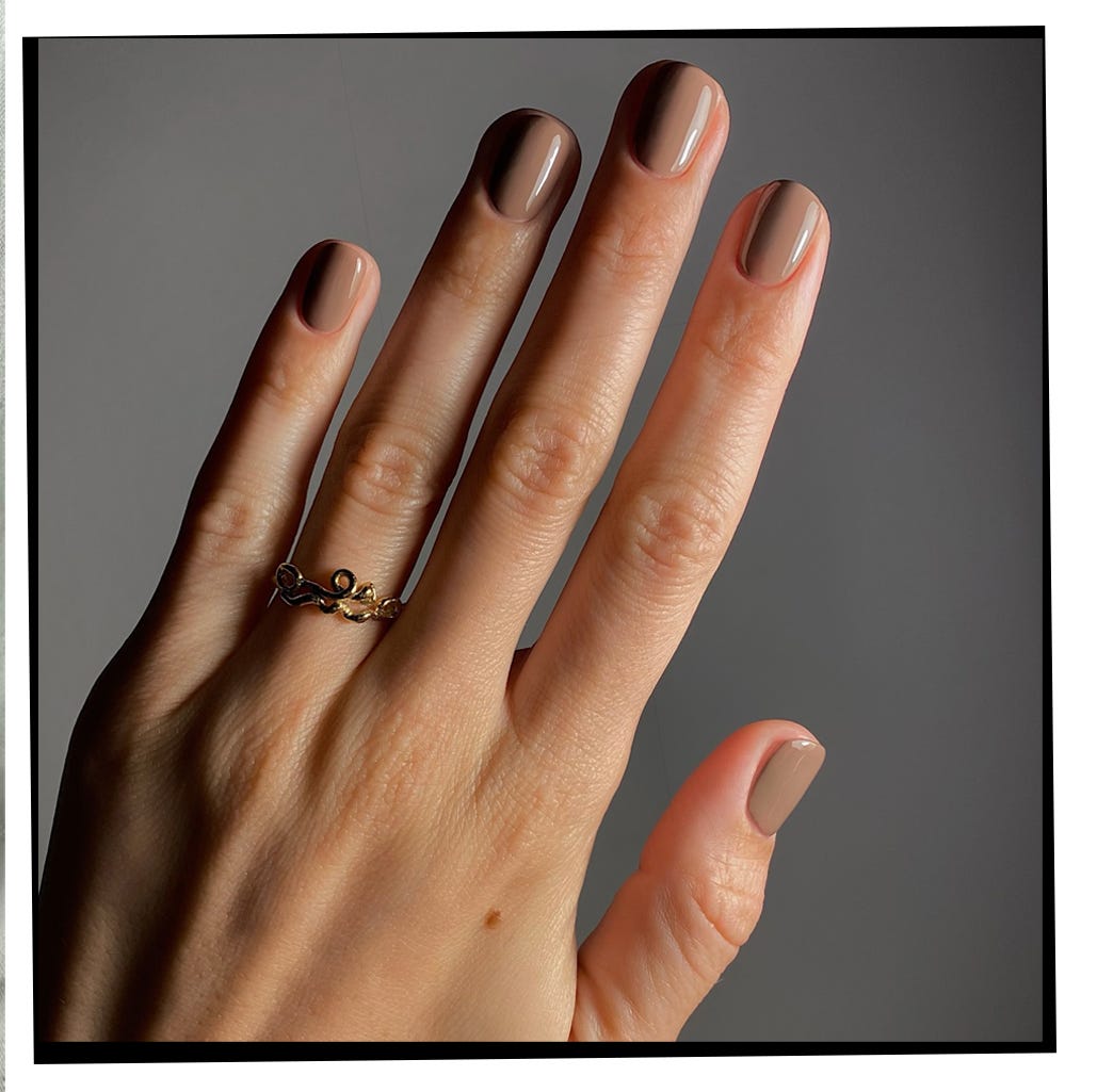 Metallic French Tip Short Almond Nails Metallic French Tip Short Almond Nails — Nails 2027 for Short Fingers
