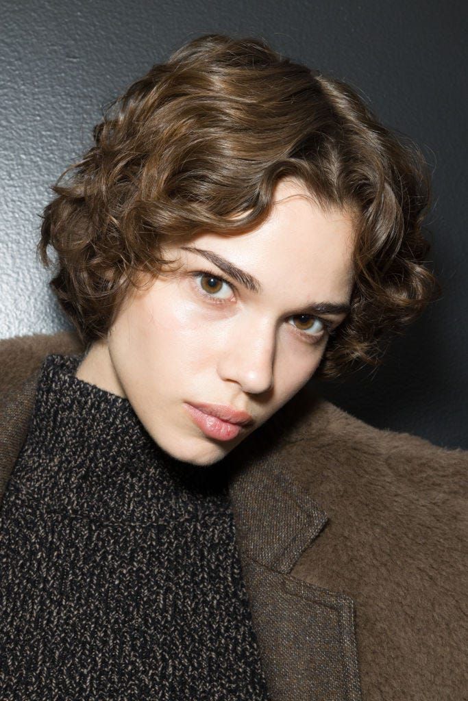 Light Brown Visual Idea — Fall Haircut Trends 2026