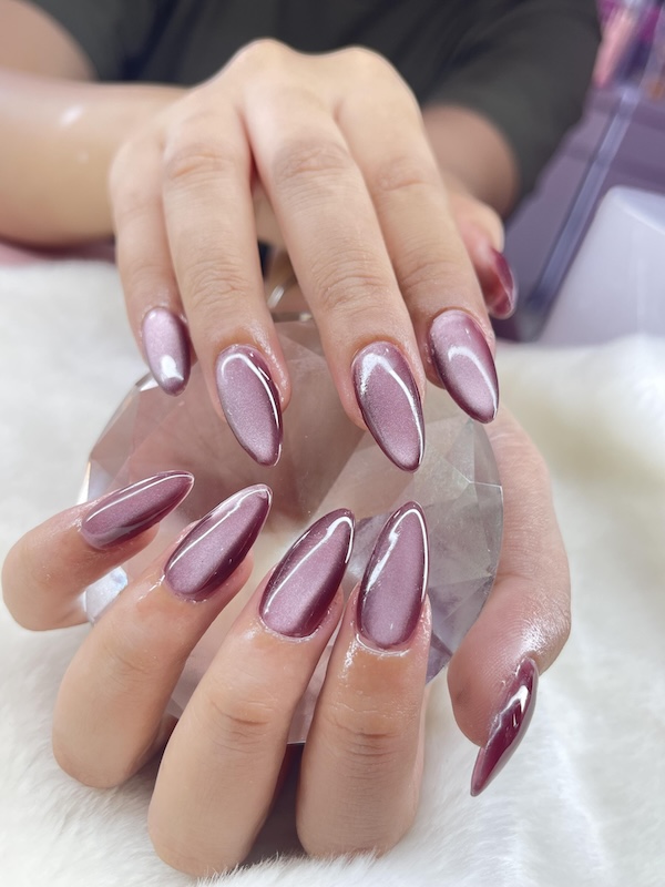Dusky Rose Pearlescent Shimmer Cat Eye Dusky Rose Pearlescent Shimmer Cat Eye — Cat Eye Nails 2027