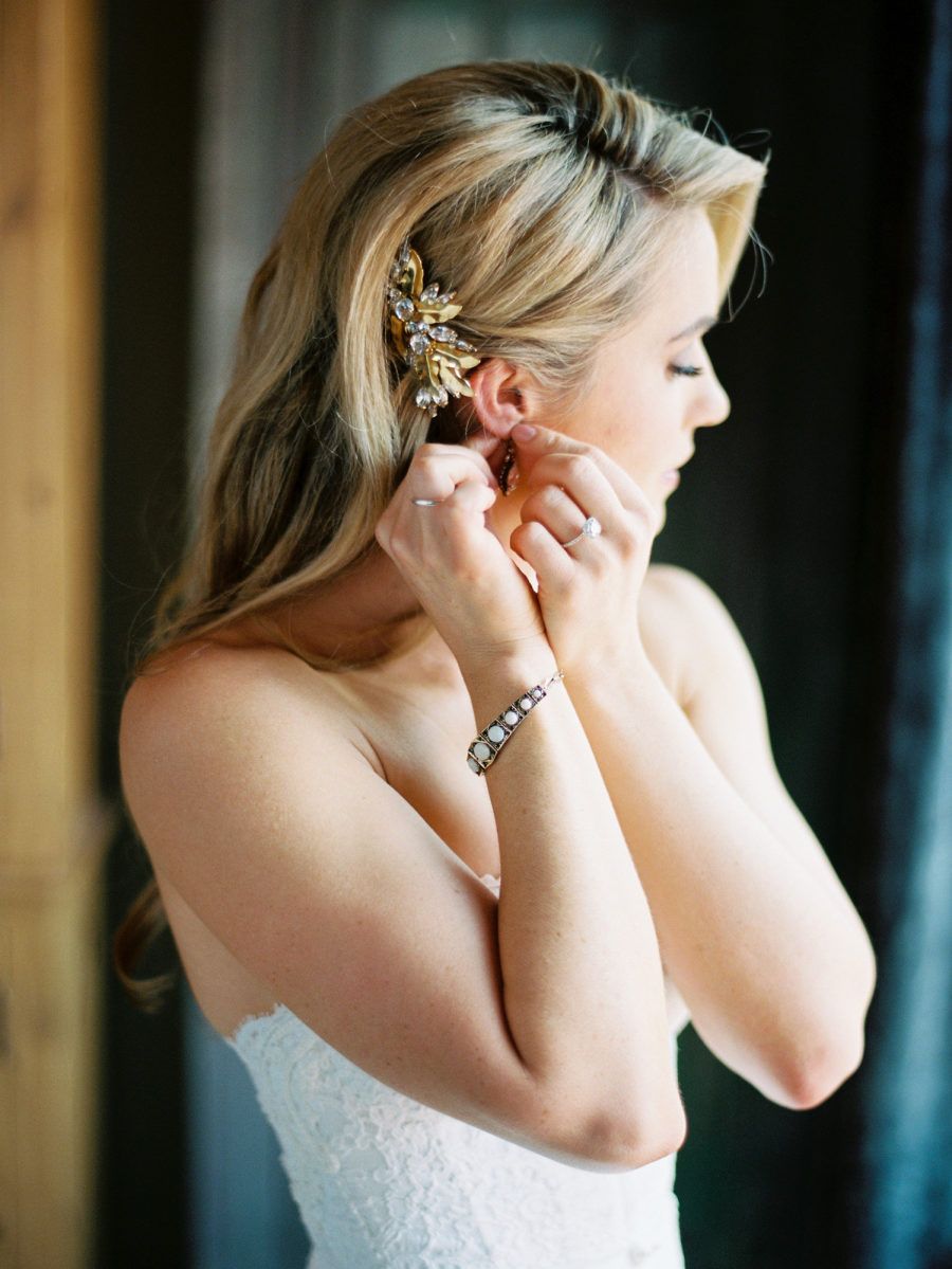 Shoulder Visual Idea Shoulder Visual Idea — Loose Wedding Hairstyles 2027