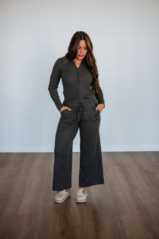 Comfortable Charcoal Grey Ribbed Knit Jumpsuit Comfortable Charcoal Grey Ribbed Knit Jumpsuit — Cute Outfits 2027