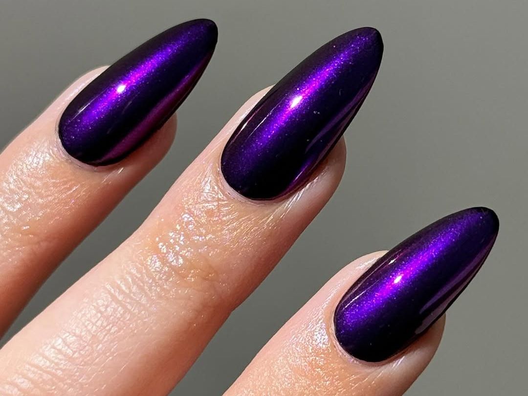 Deep Metallic Purple Chrome Stilettos Deep Metallic Purple Chrome Stilettos — Professional Nails 2027