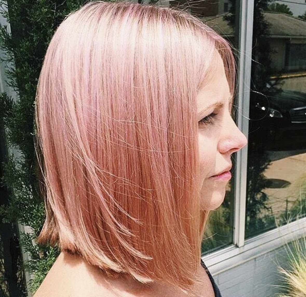 Bob Visual Idea Bob Visual Idea — Blonde 2027 with Pink Hair