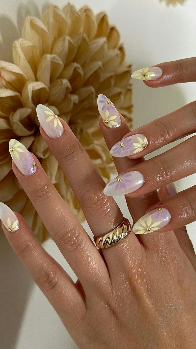 10 Floral Nail Art Ideas To Freshen Up Your Spring Manicures