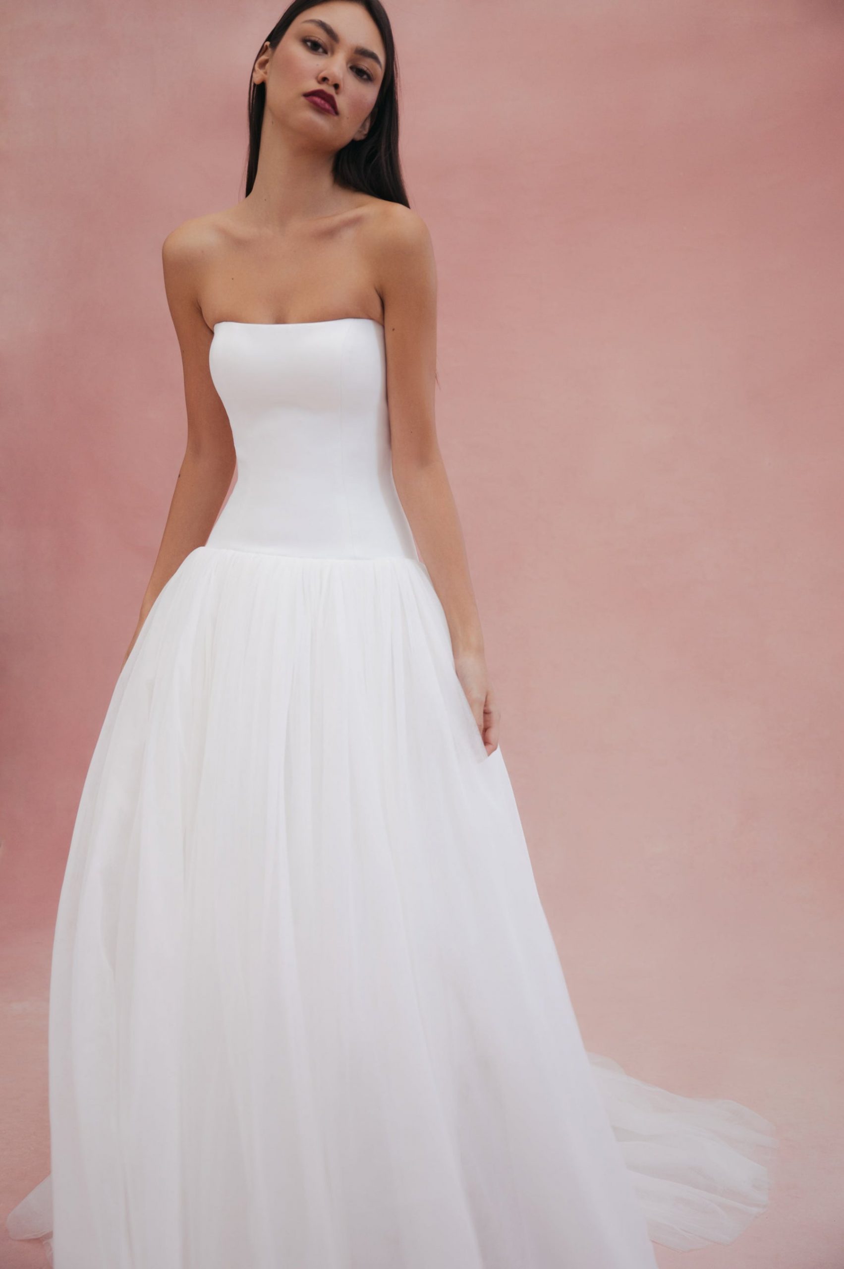 Minimalist Contrast: Voluminous Skirt on Fitted Bodice — Wedding Dress Trends 2027