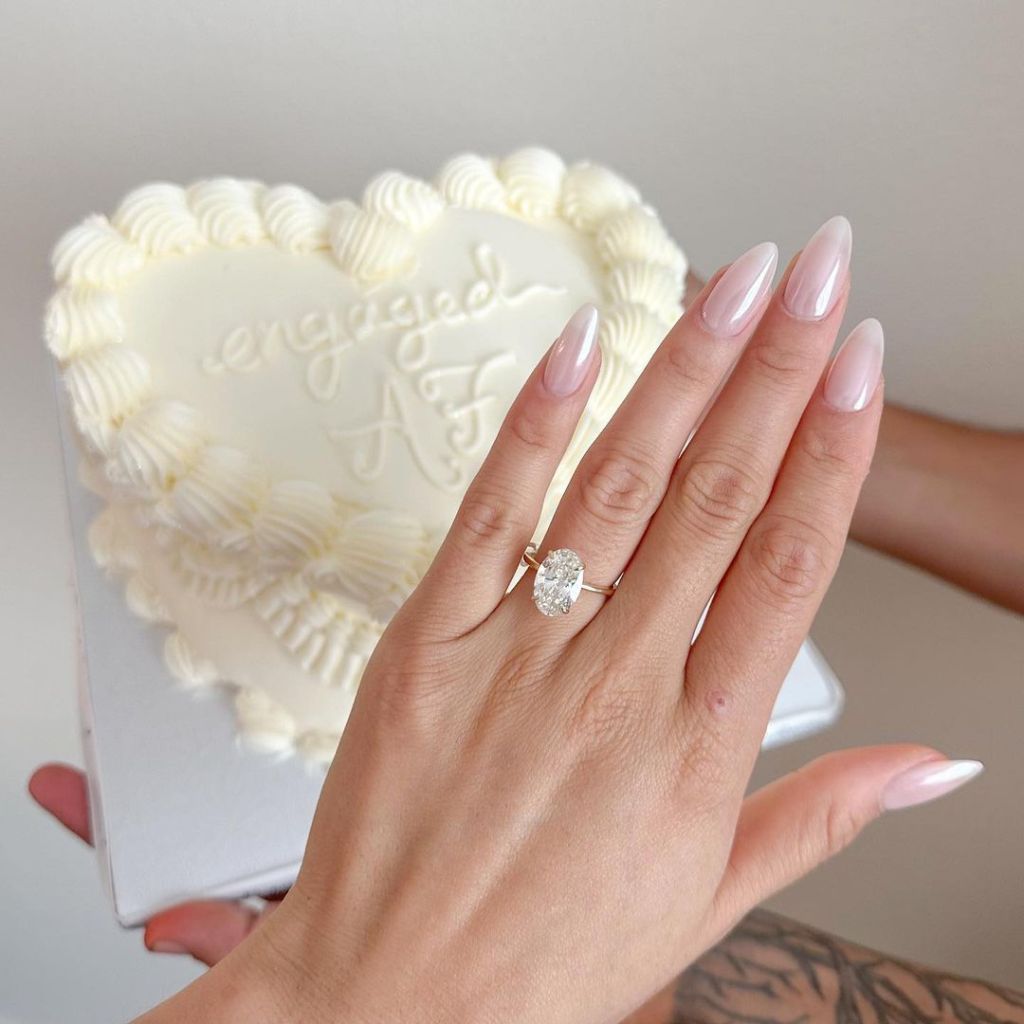 Pearlescent Glossy Visual Idea Pearlescent Glossy Visual Idea — Light Pink Wedding Nails 2027