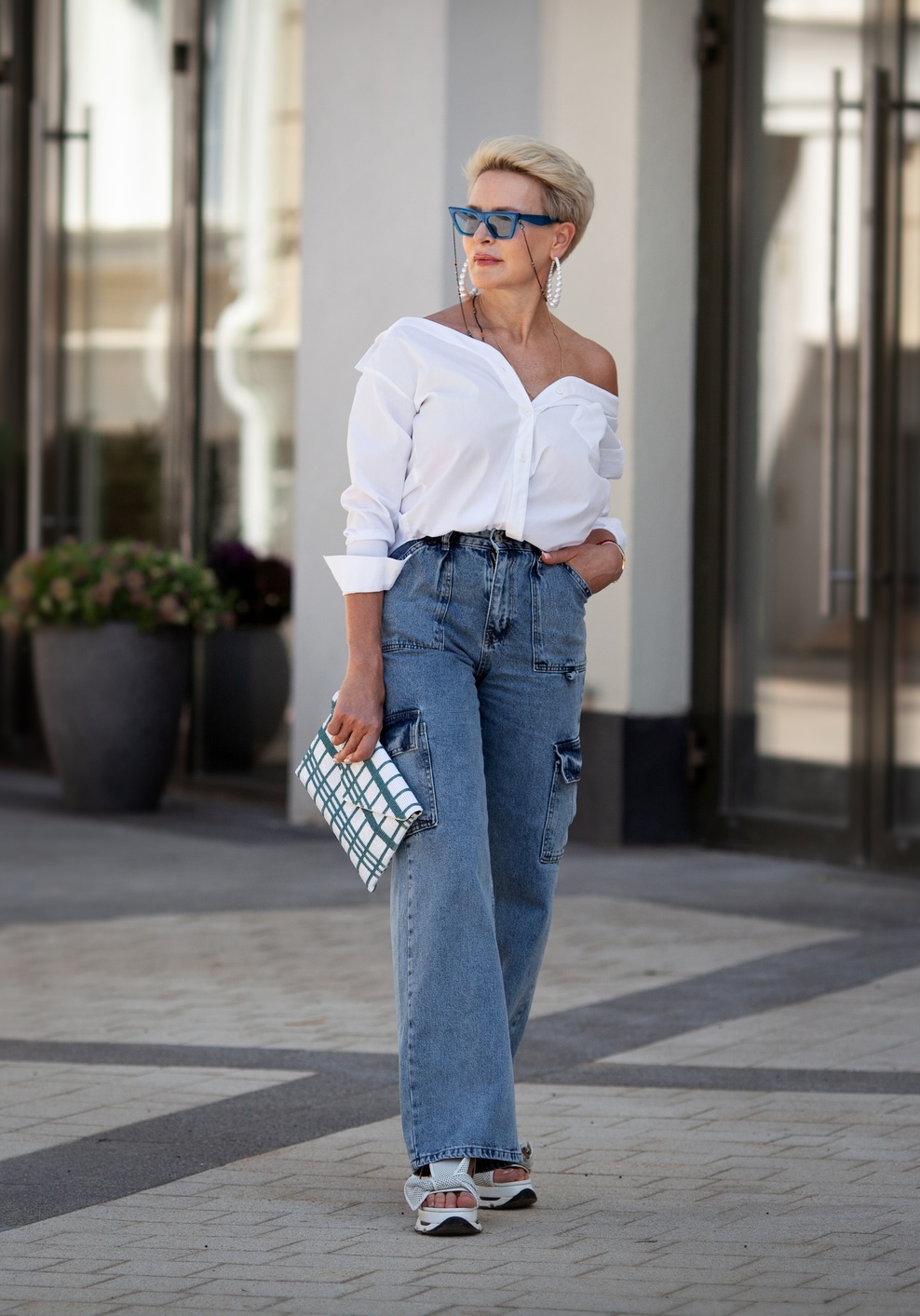 Cargo Comfort: Wide-Leg Jeans with Off-Shoulder Shirt Cargo Comfort: Wide-Leg Jeans with Off-Shoulder Shirt — Jeans Outfits 2027
