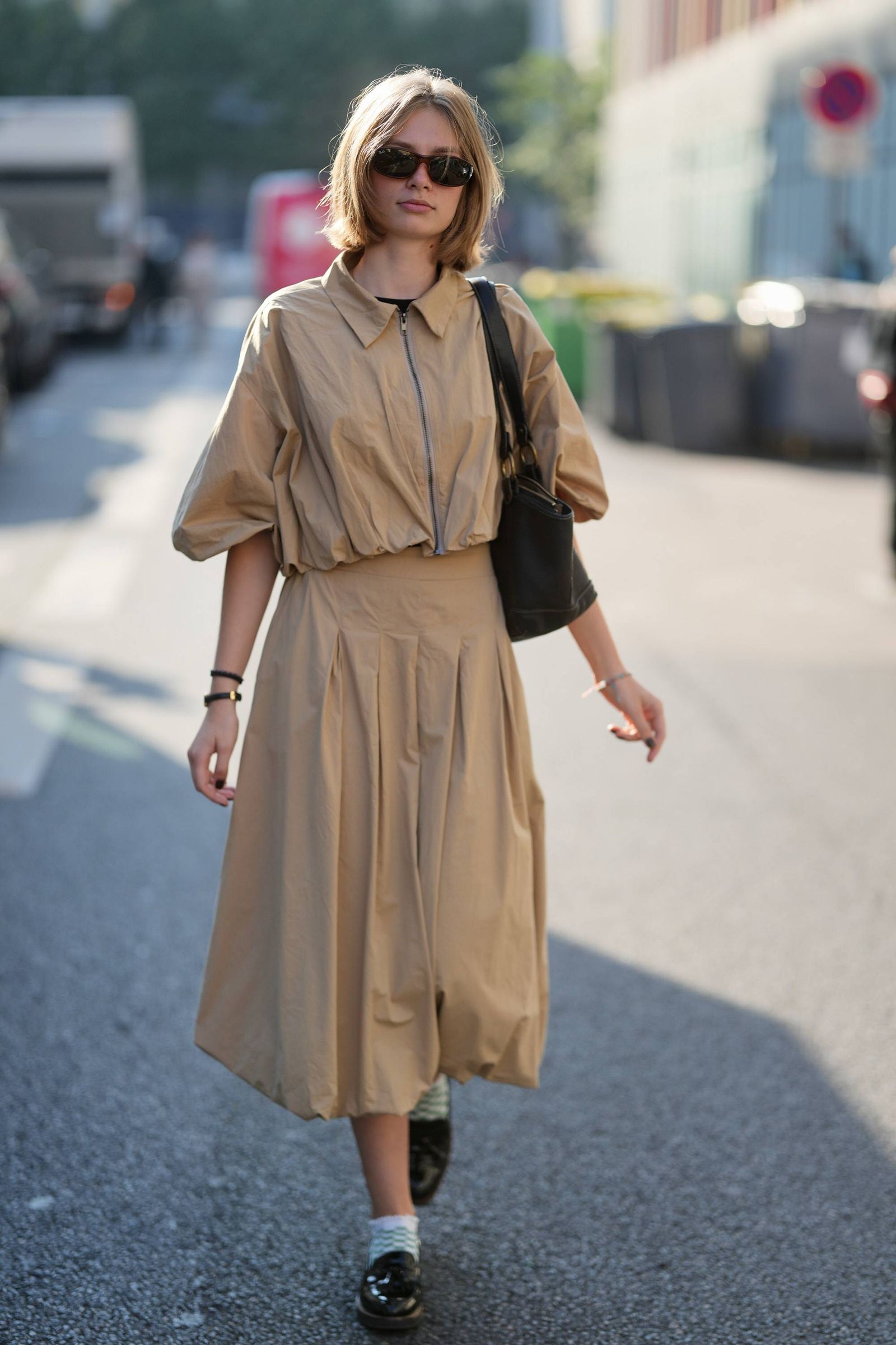 Chic Daytime Look with a Beige Pleated Midi Skirt — Midi Skirts 2027